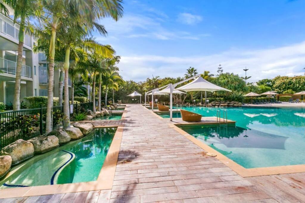 Bells Blvd Resort Apts - Pool View 2BR Dual Key, 1 BR Rooms Avail - Hosted by Holiday Management