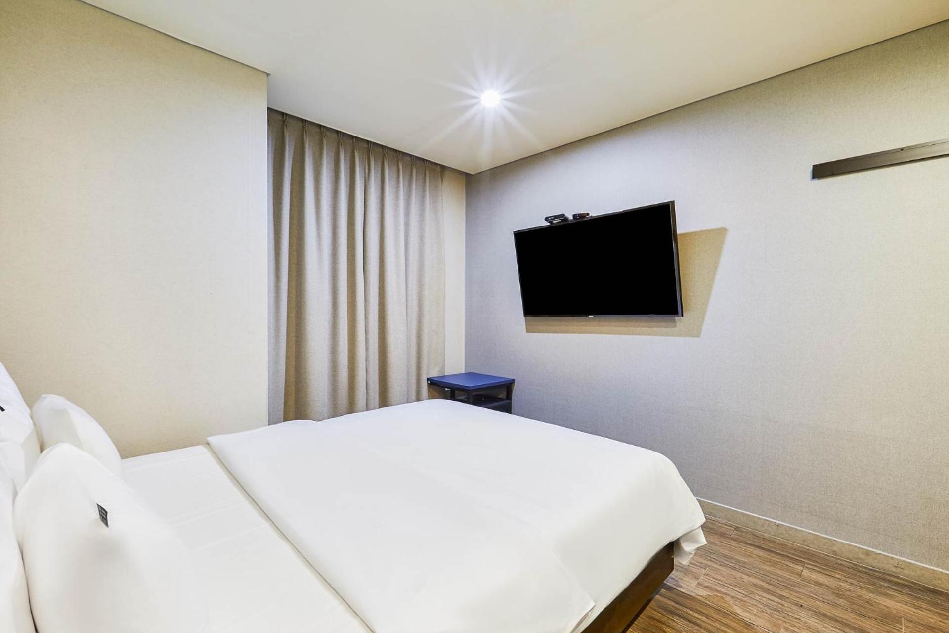 Icheon Paradise Hotel view 2