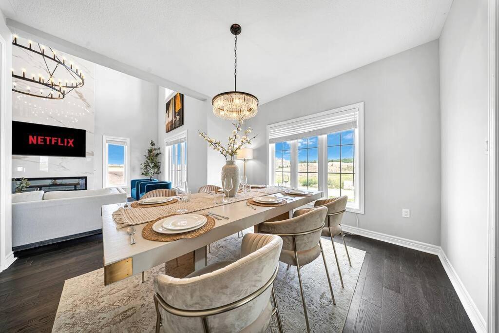 Lavish Home on Hamilton Mountain