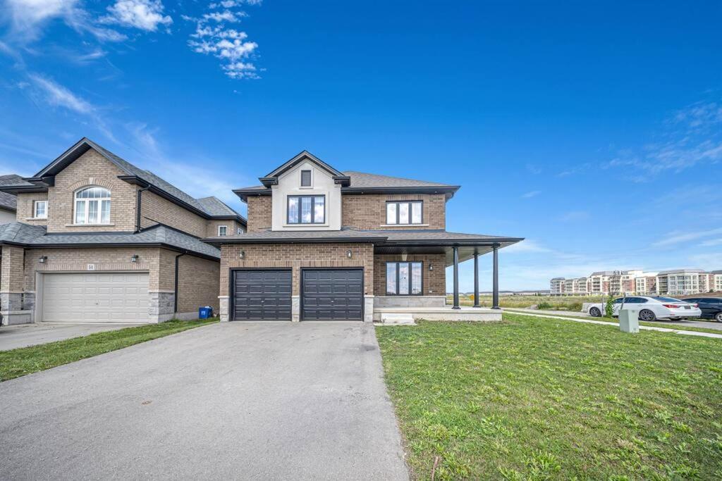 Lavish Home on Hamilton Mountain