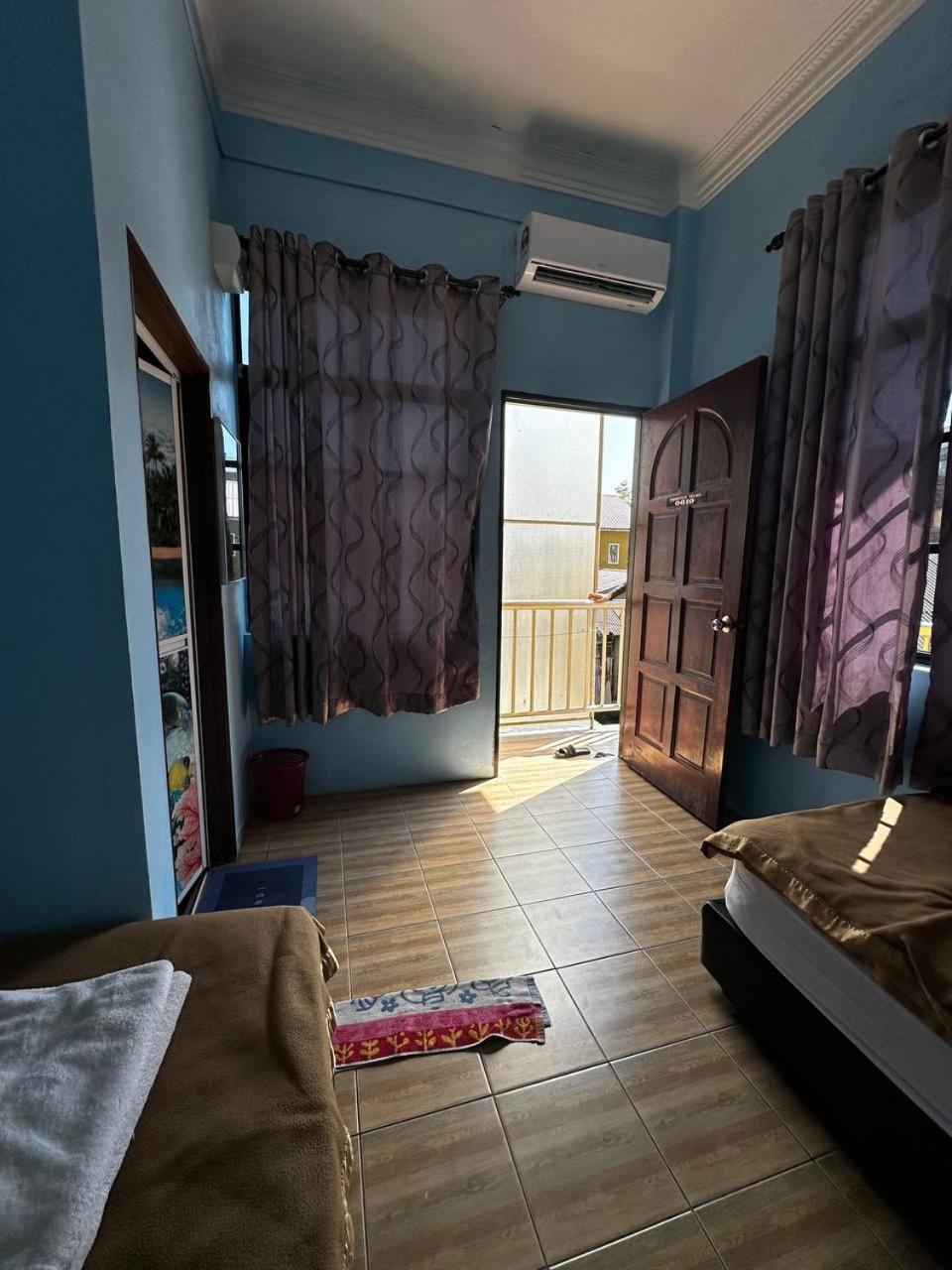Perhentian Village Inn photo 3