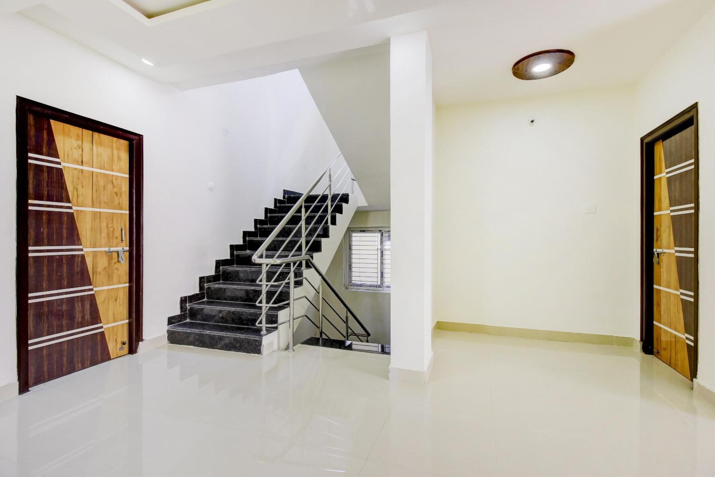 Hotel O R D CONVENTION & LUXURY ROOMS view 4