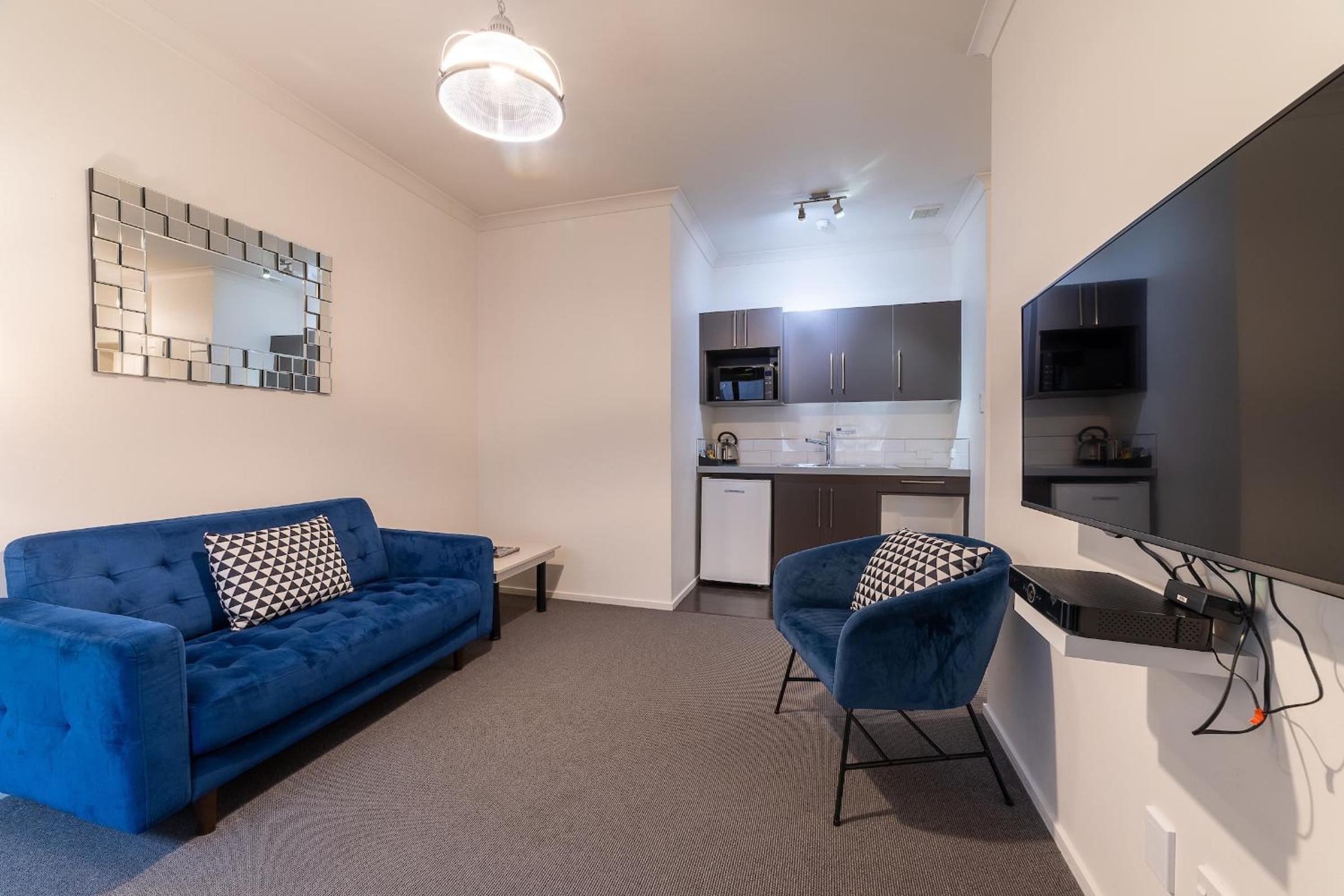 315 Euro Motel and Serviced Apartments