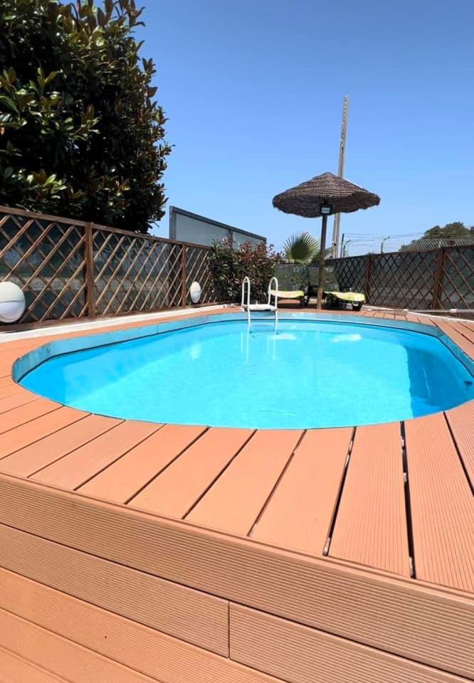 O CANTINHO DA RIA - JACUZZI with water at 35 degrees and POOL