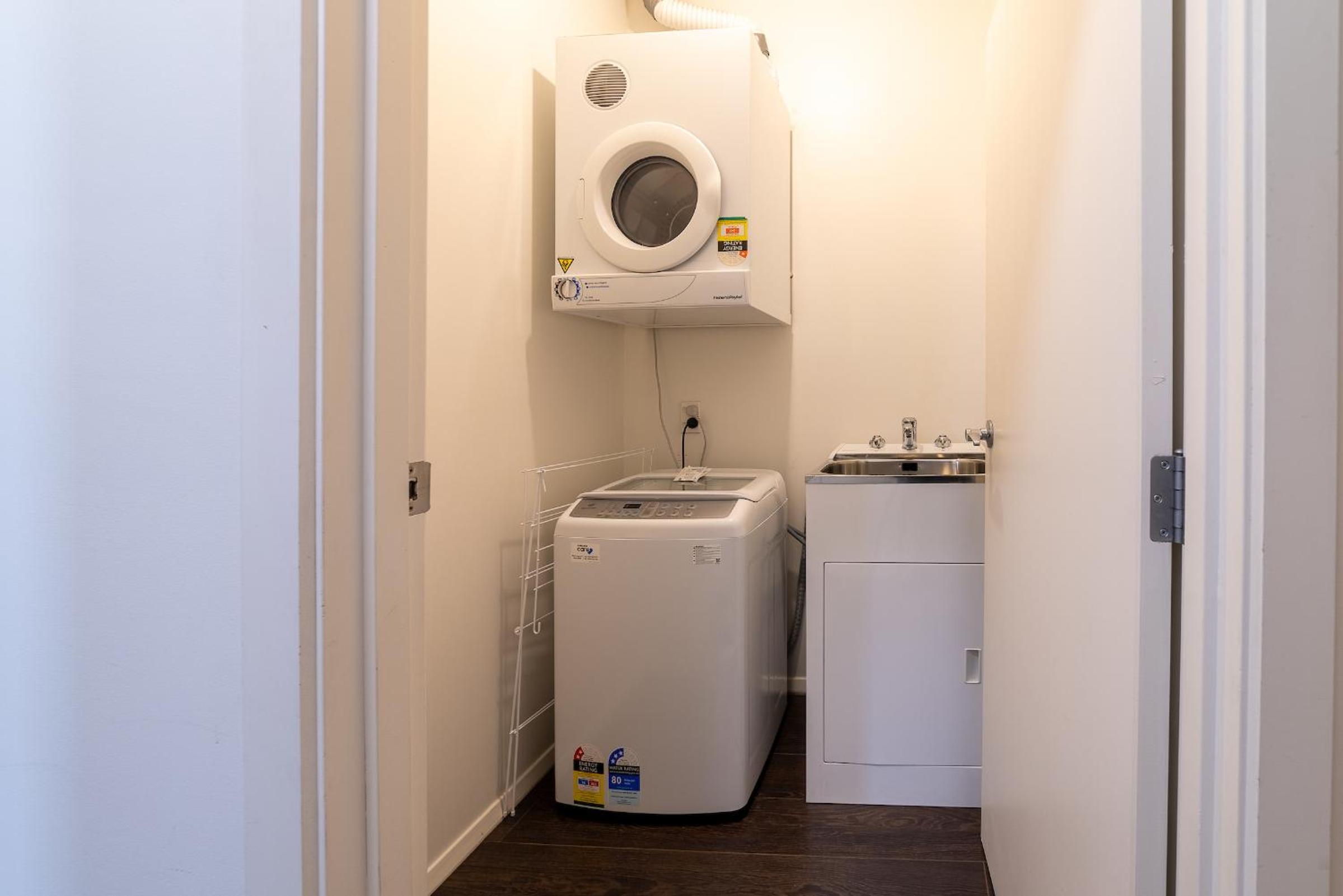 315 Euro Motel and Serviced Apartments