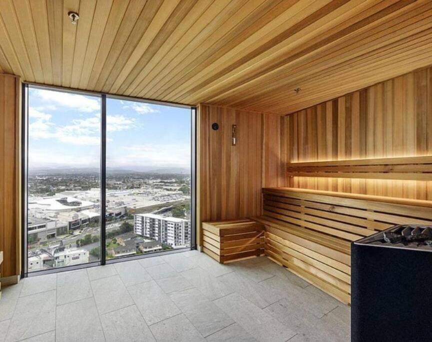 Luxury Star Residence 32nd Floor