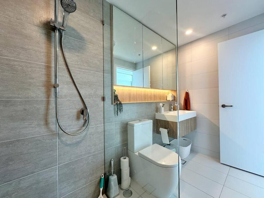 Luxury Star Residence 32nd Floor