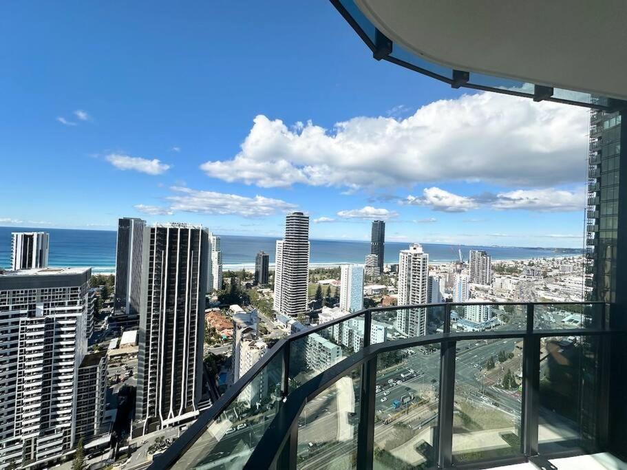 Luxury Star Residence 32nd Floor