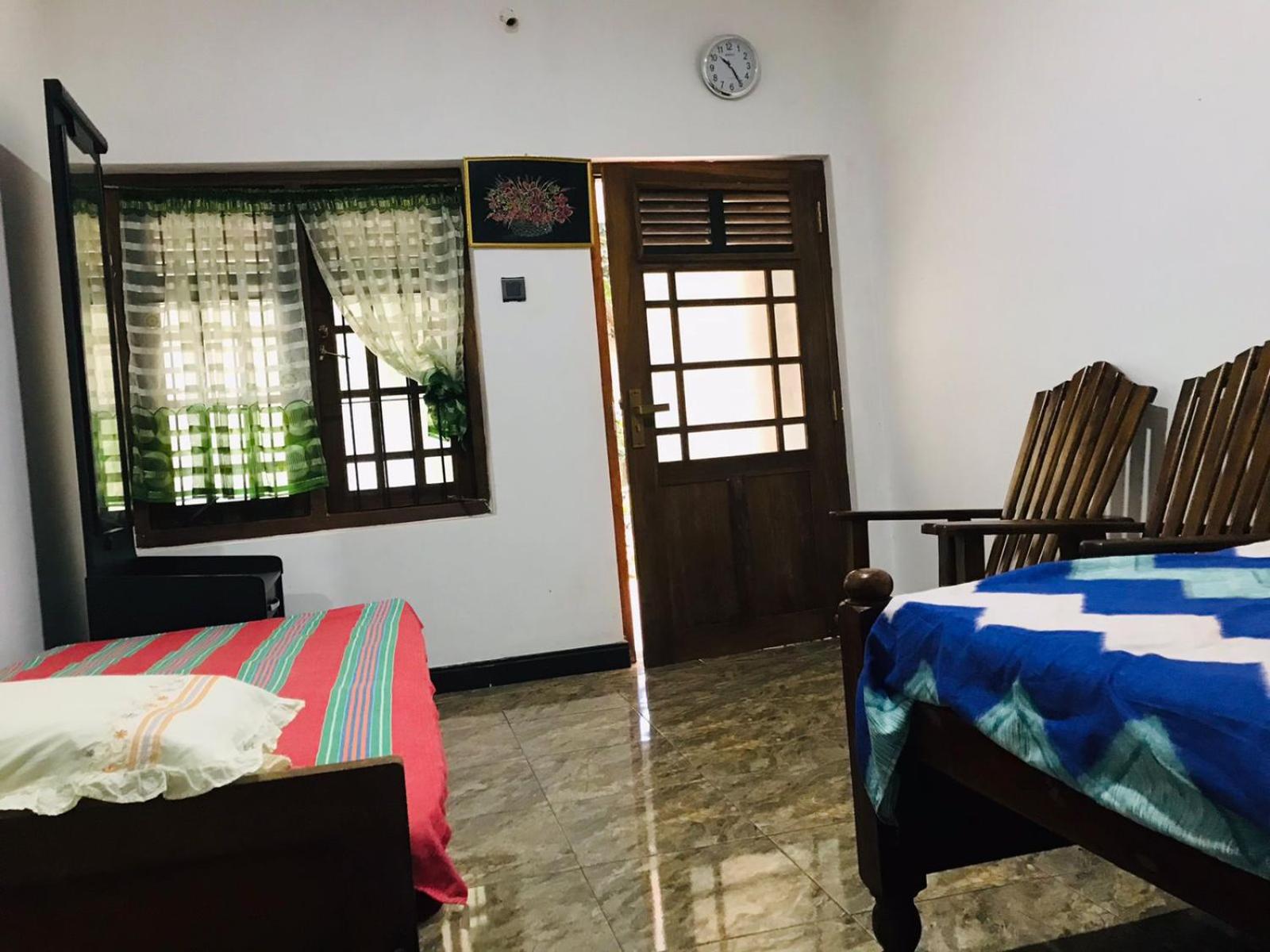 Arie Holiday Home view 5