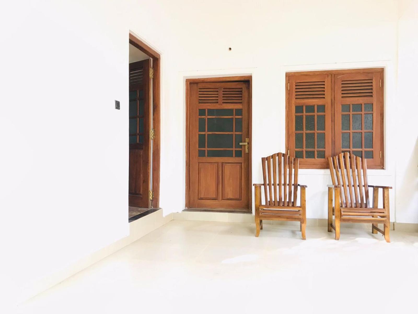 Arie Holiday Home view 3