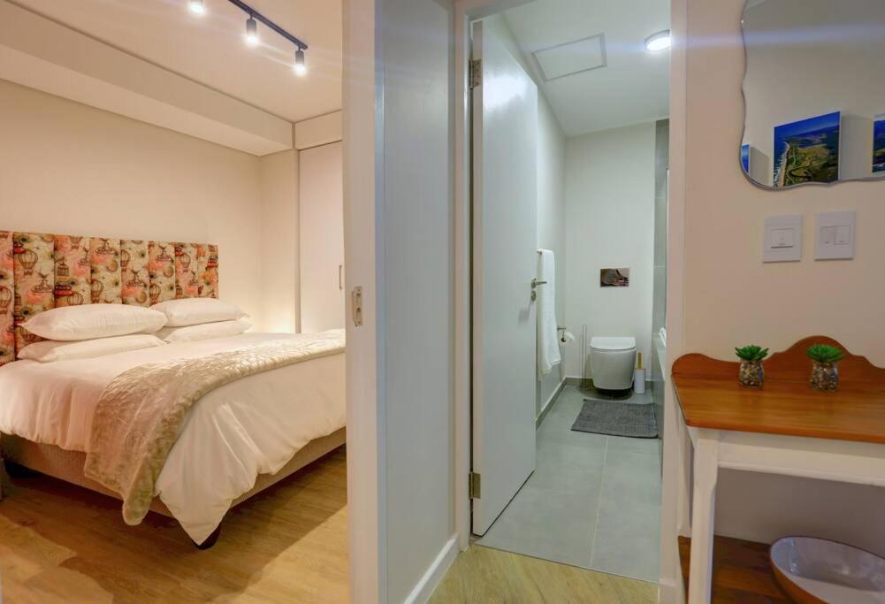 Luxury Deluxe 106 The Meadows view 2