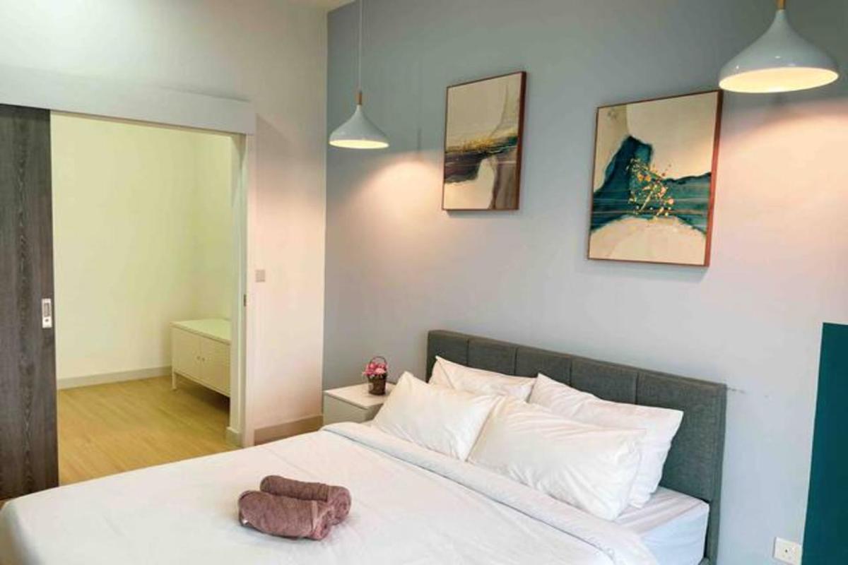 Continew Residence Cozy Suite by GUESTONIC