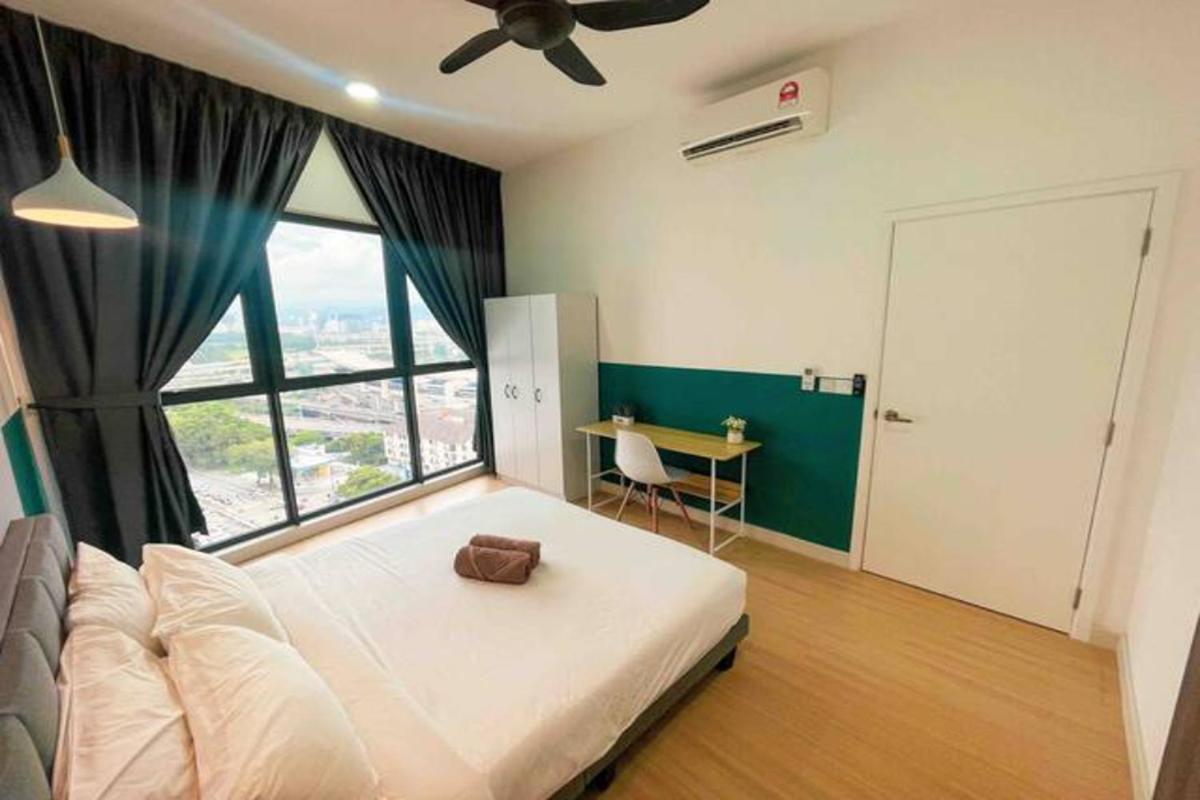 Continew Residence Cozy Suite by GUESTONIC