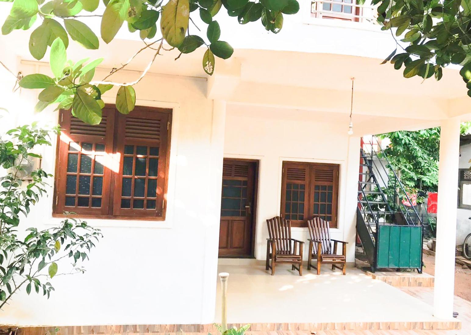 Arie Holiday Home view 2