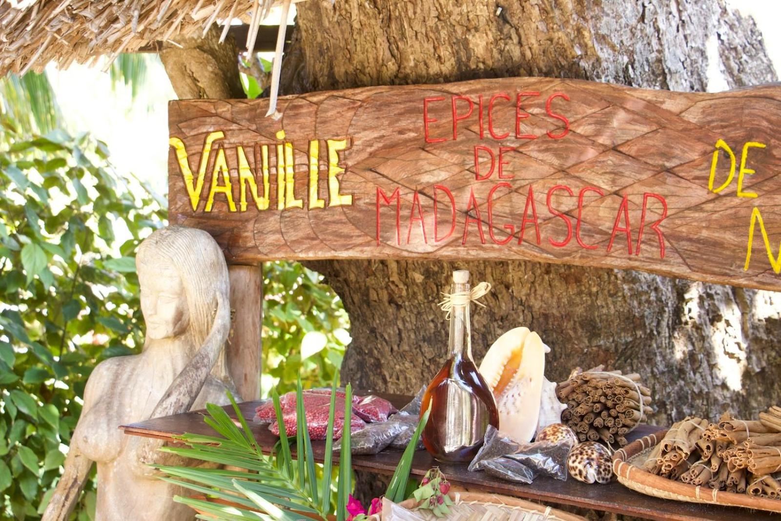 Les Lodges de La Buvette ÉCO LODGE RESTAURANT