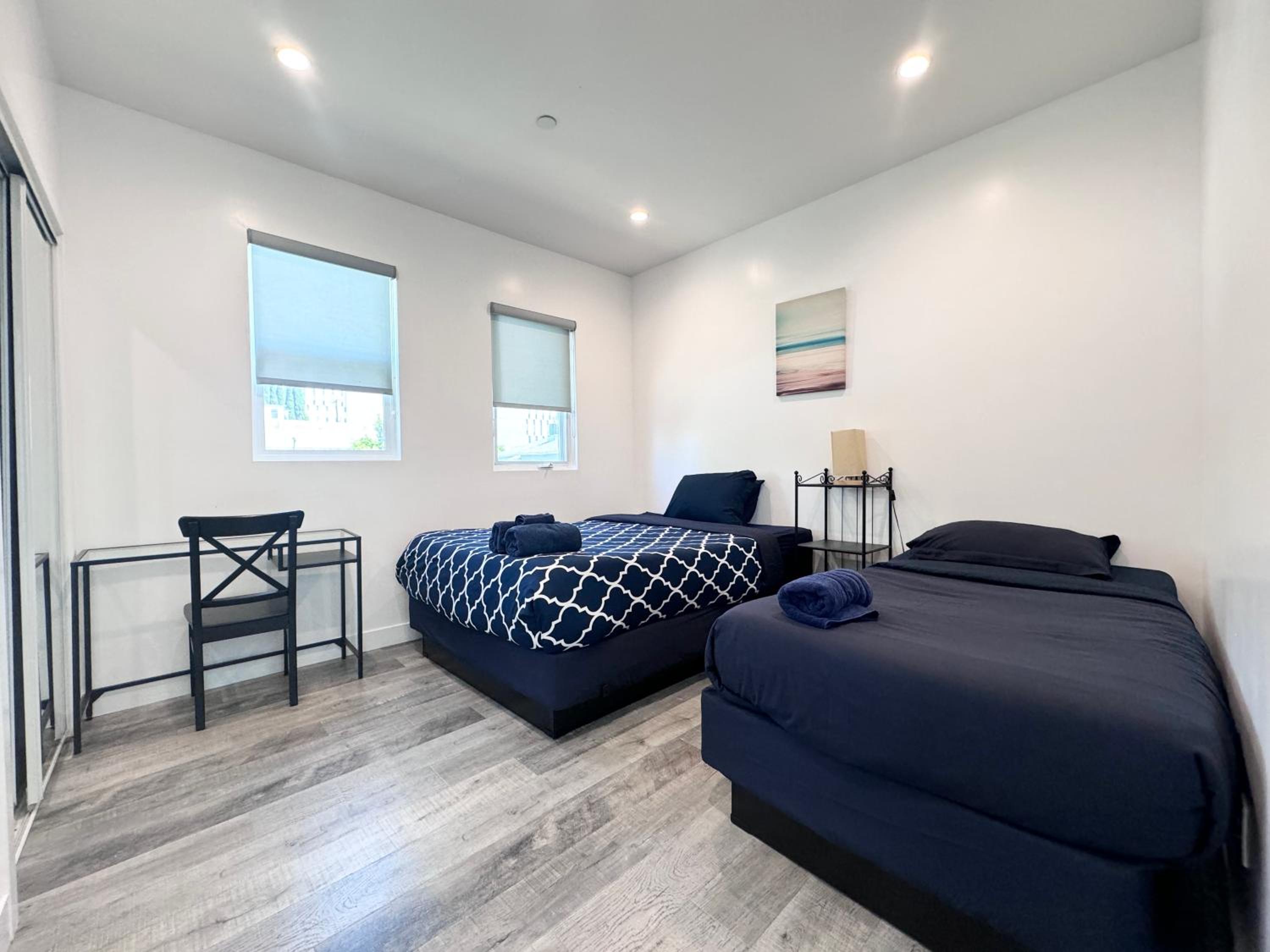 Cheerful 4BR home with parking in East Hollywood