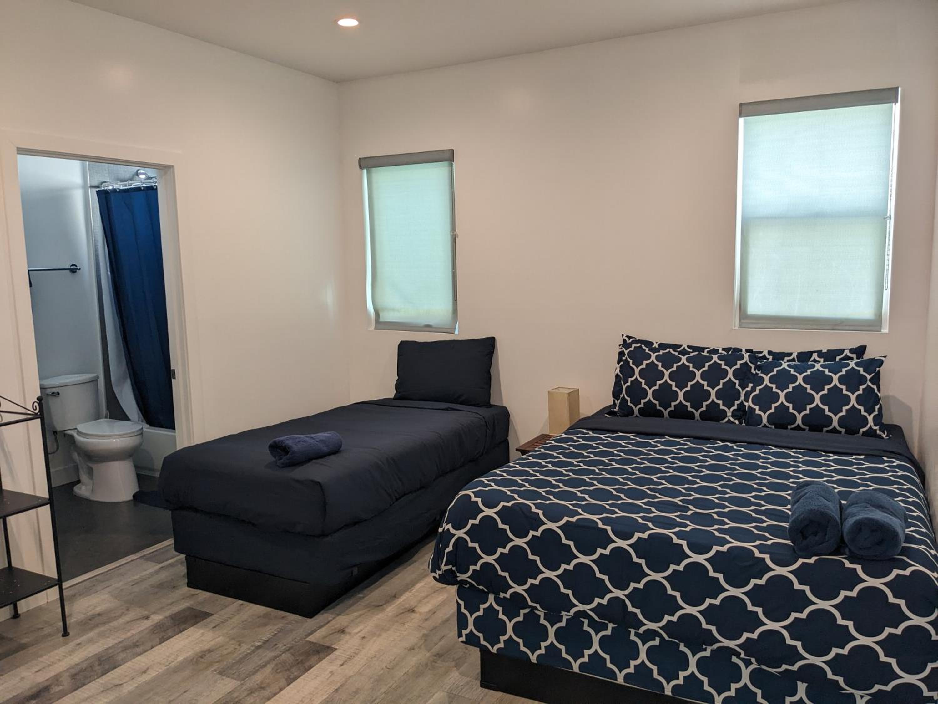 Cheerful 4BR home with parking in East Hollywood