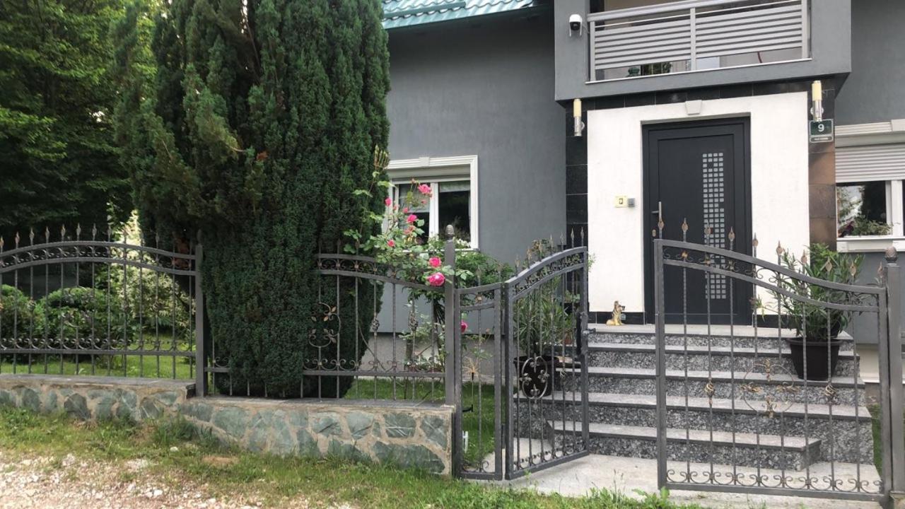 Villa Luna Misevici