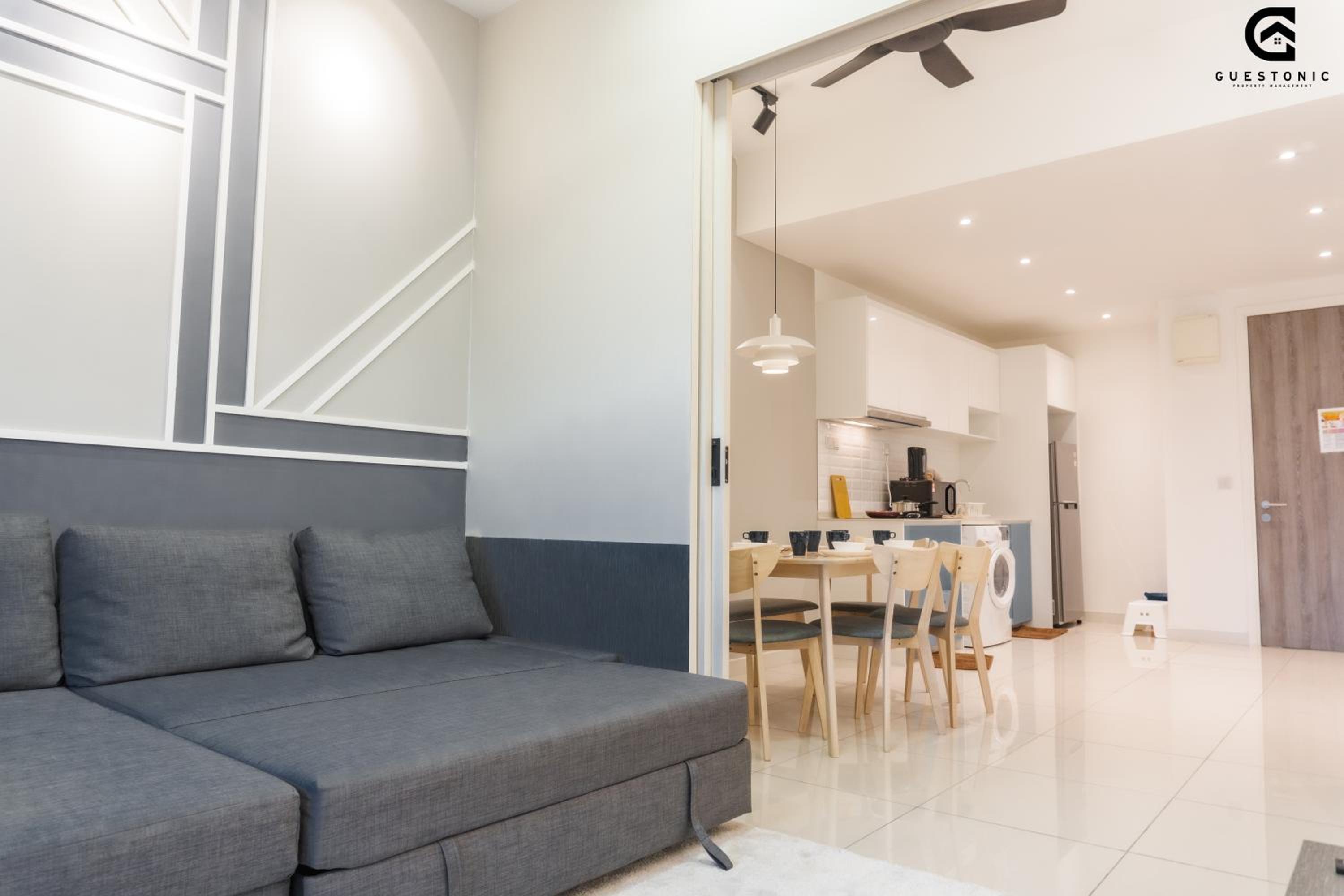Continew Residence Cozy Suite by GUESTONIC