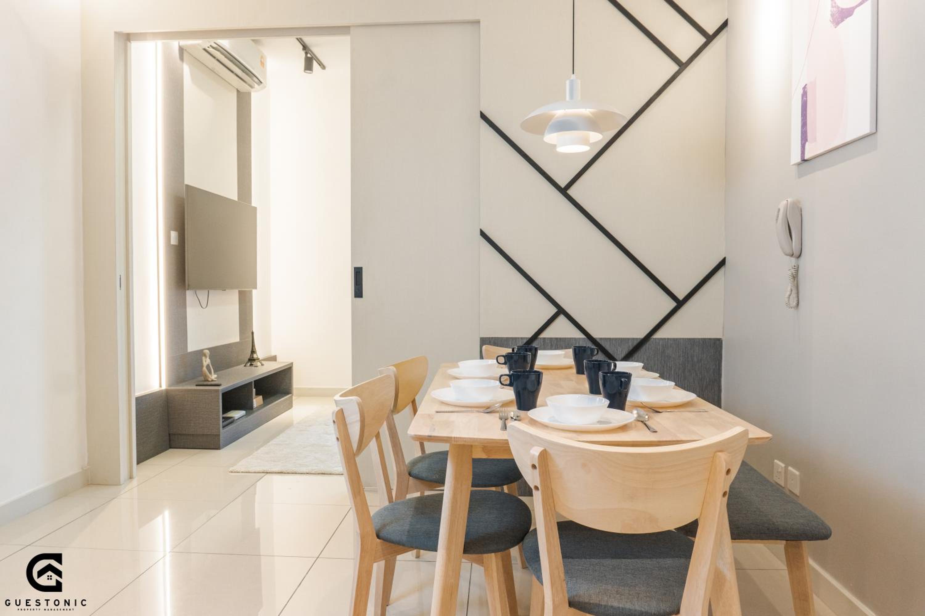 Continew Residence Cozy Suite by GUESTONIC