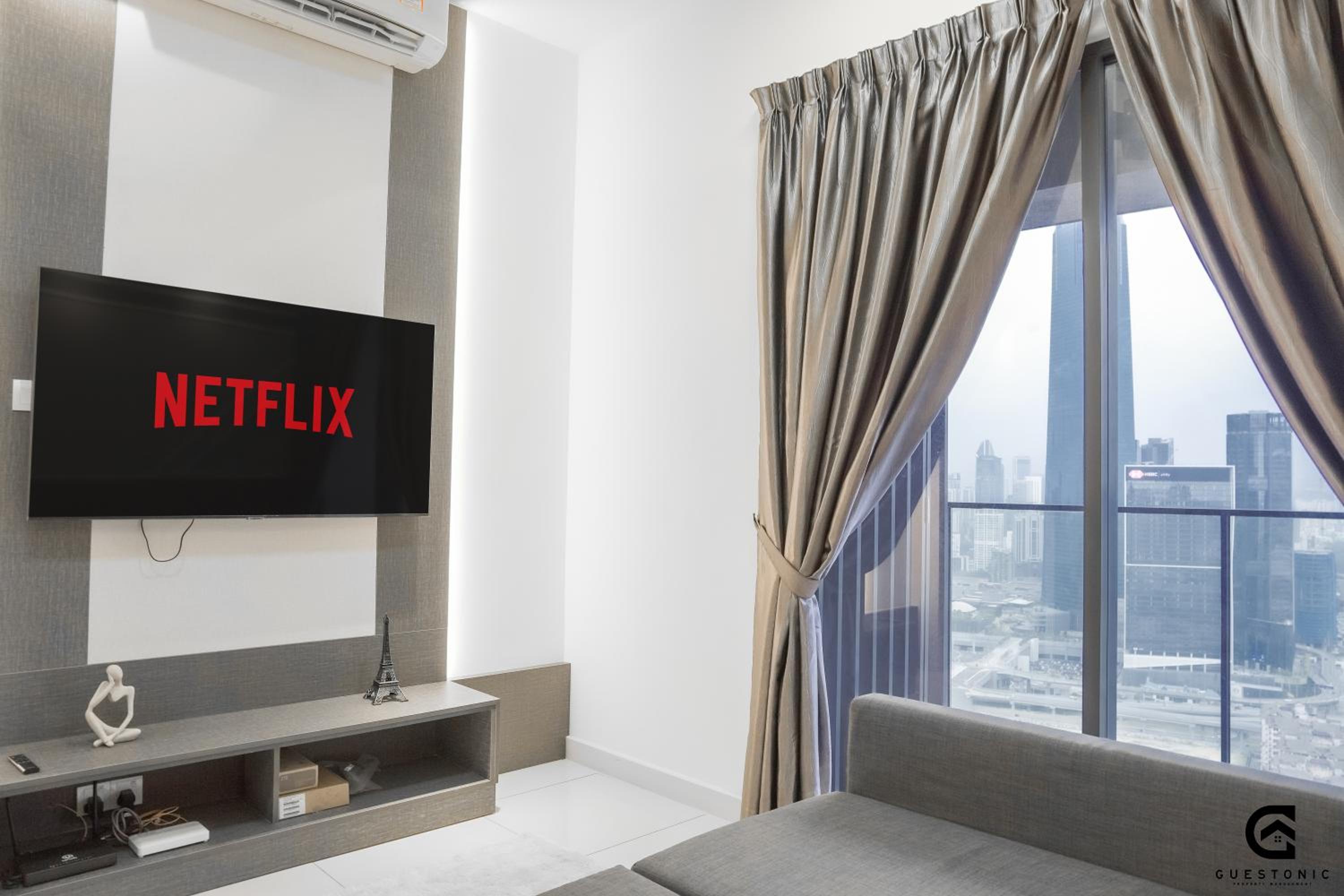 Continew Residence Cozy Suite by GUESTONIC