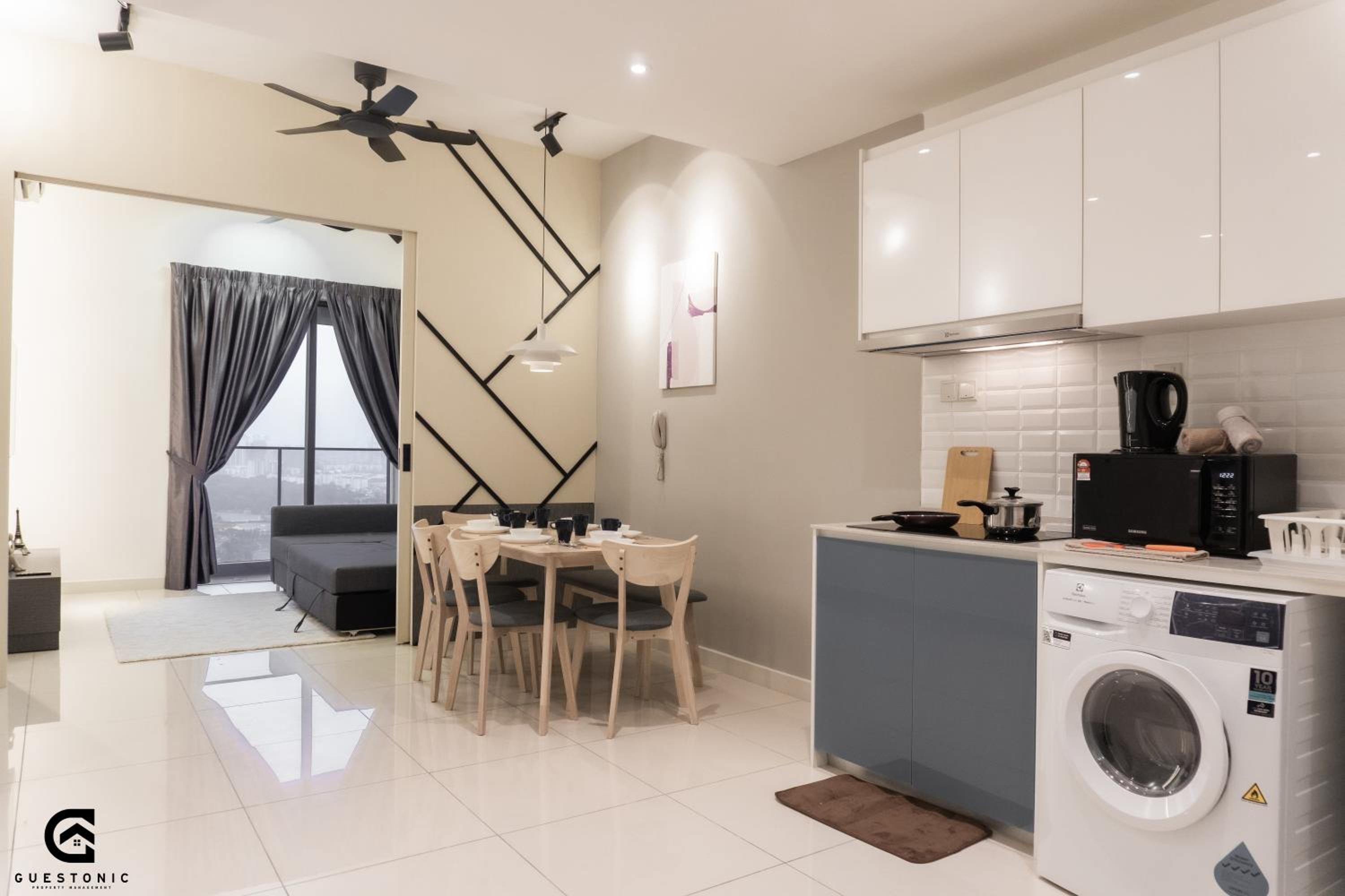 Continew Residence Cozy Suite by GUESTONIC