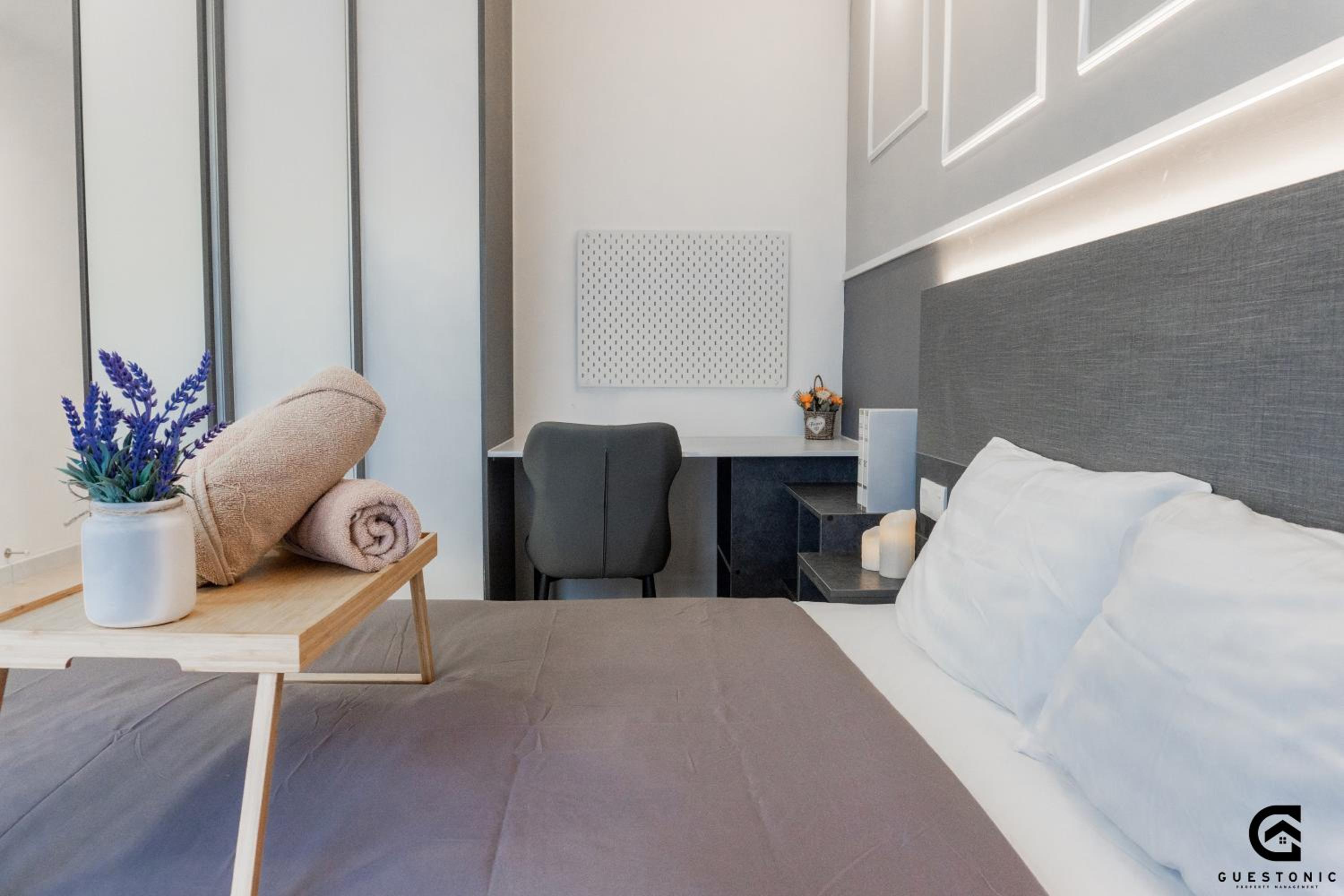 Continew Residence Cozy Suite by GUESTONIC