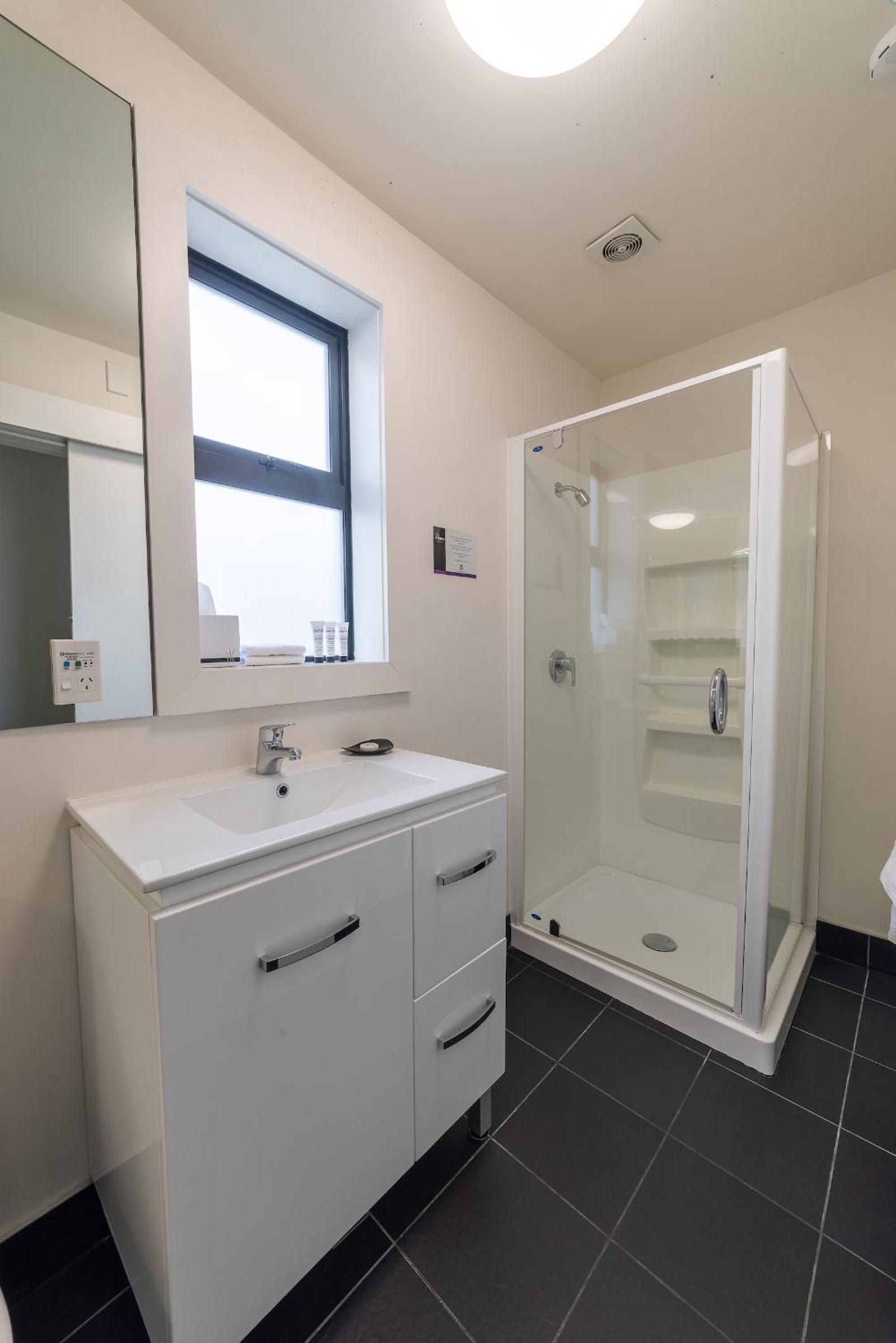 315 Euro Motel and Serviced Apartments