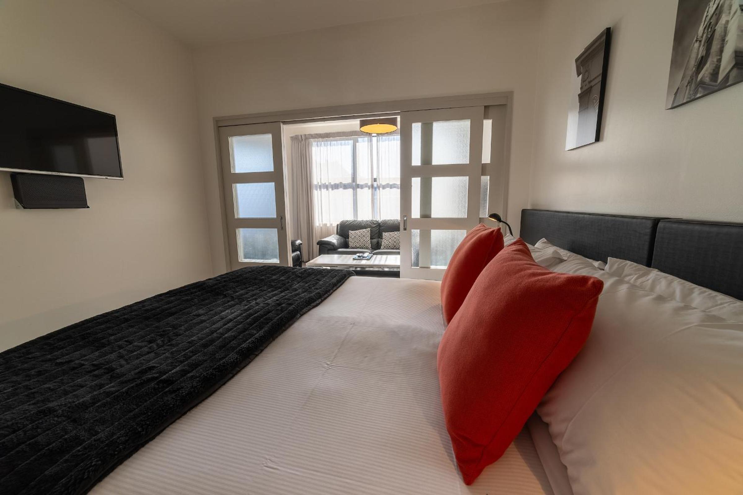 315 Euro Motel and Serviced Apartments