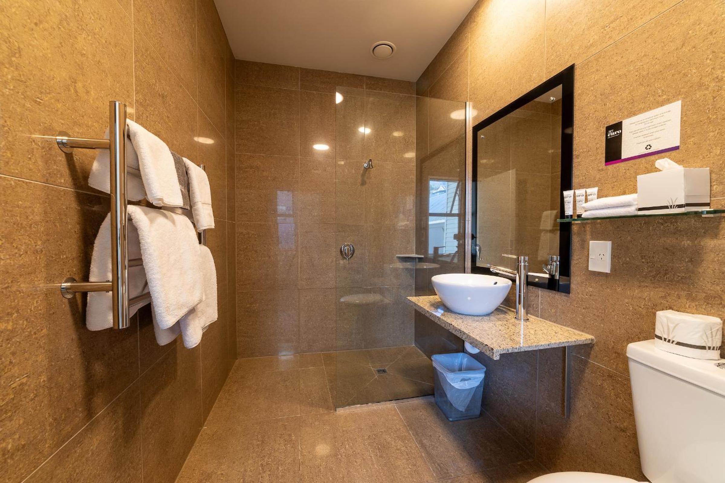 315 Euro Motel and Serviced Apartments