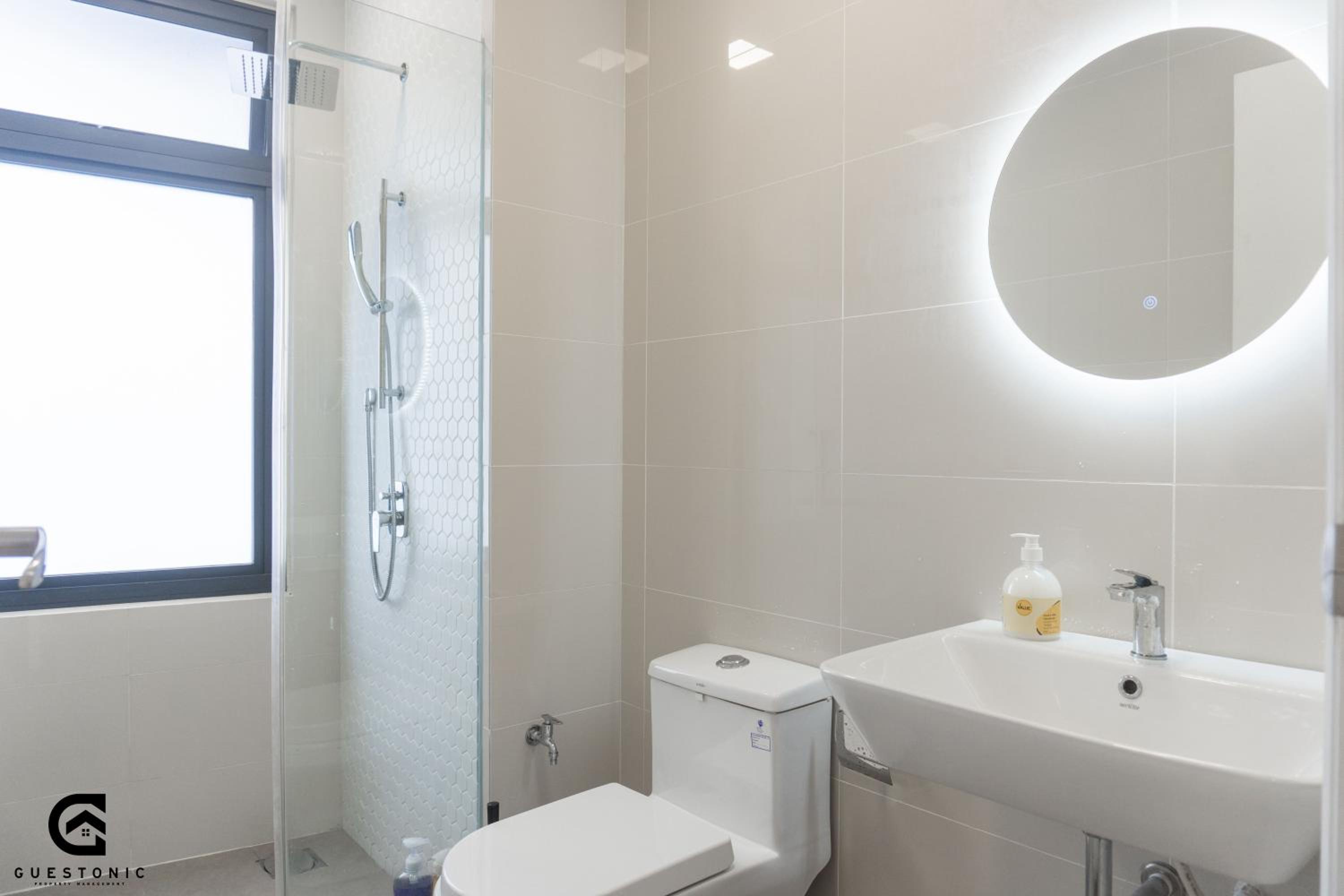 Continew Residence Cozy Suite by GUESTONIC