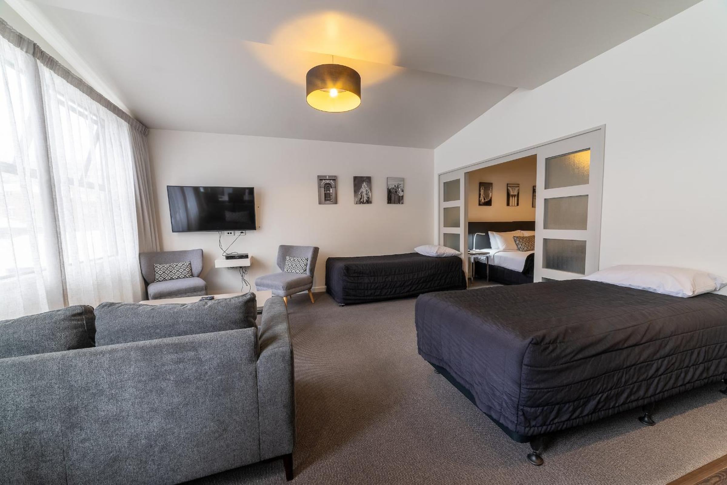 315 Euro Motel and Serviced Apartments