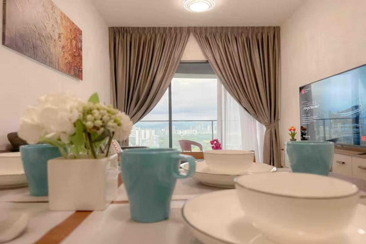 Continew Residence Cozy Suite by GUESTONIC