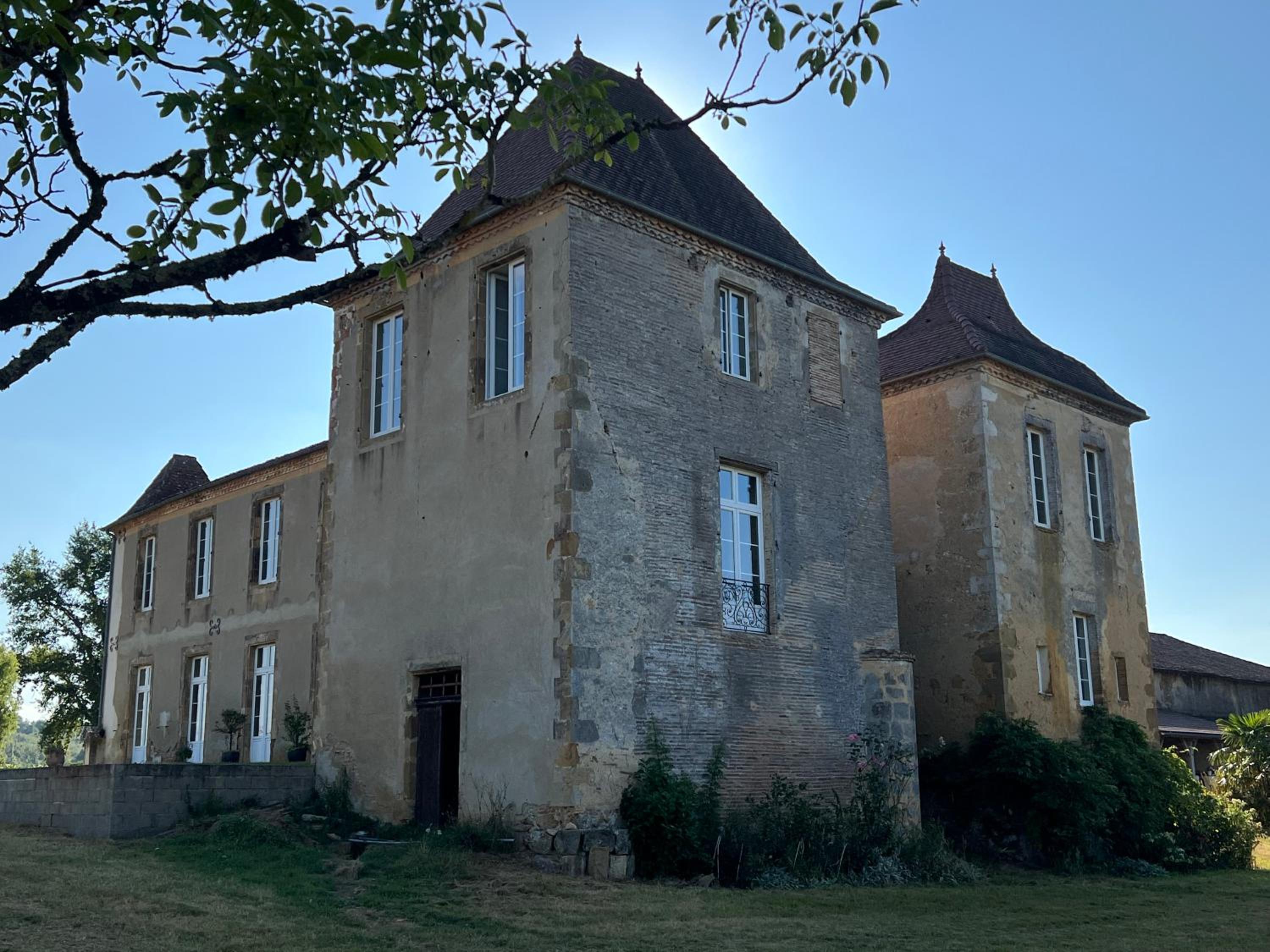 Château de Mauhic - 15th century
