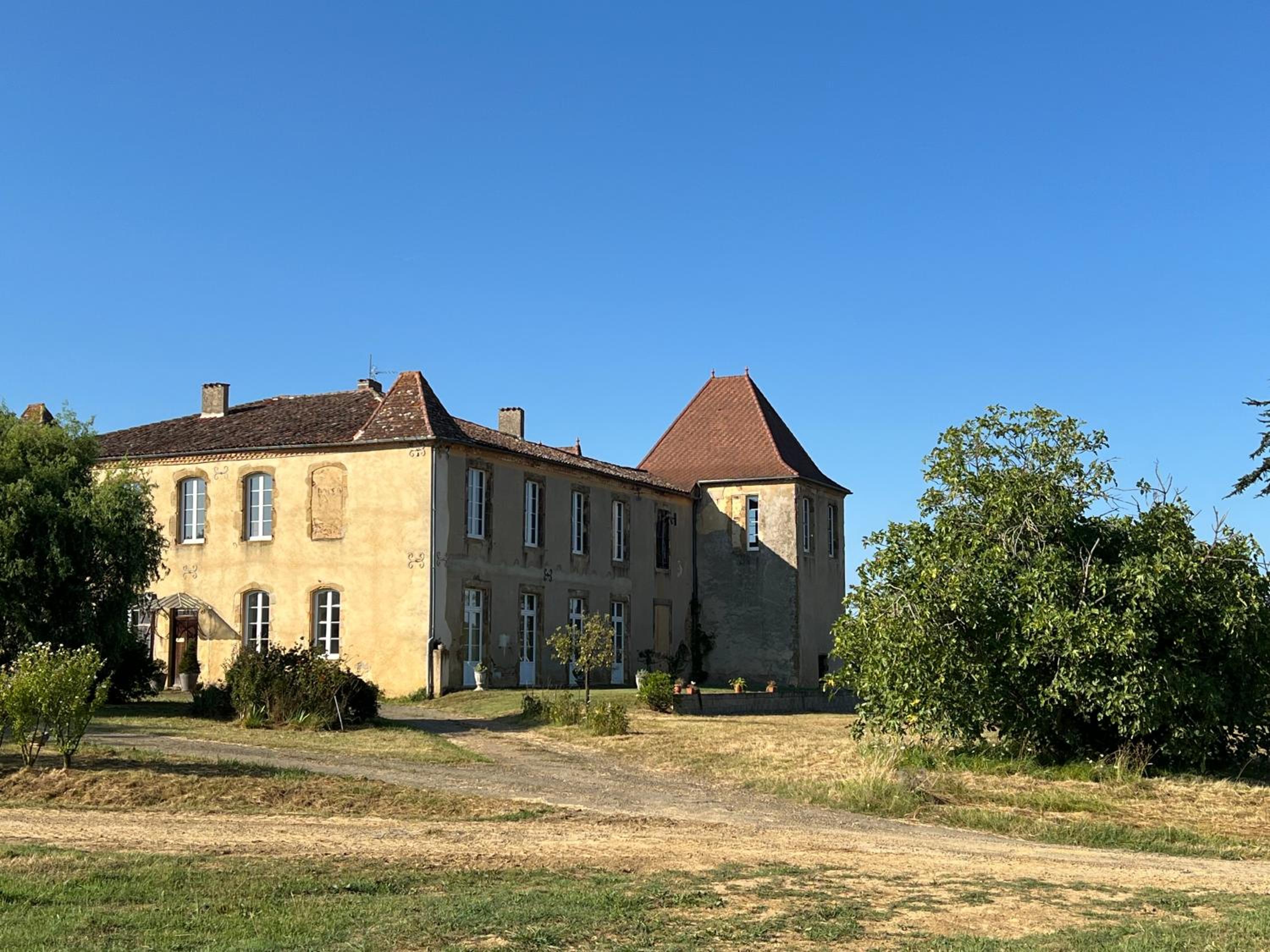 Château de Mauhic - 15th century