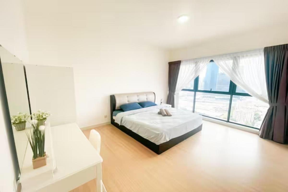 Continew Residence Cozy Suite by GUESTONIC