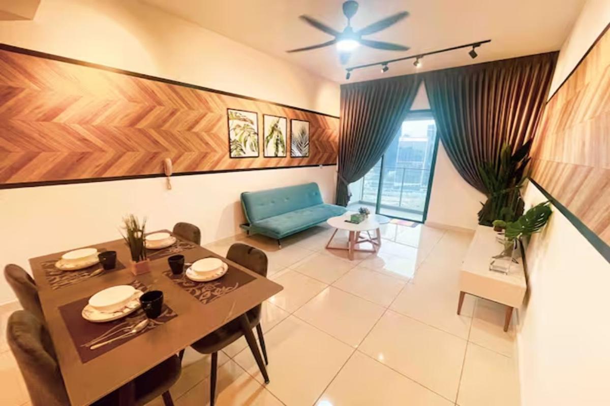 Continew Residence Cozy Suite by GUESTONIC
