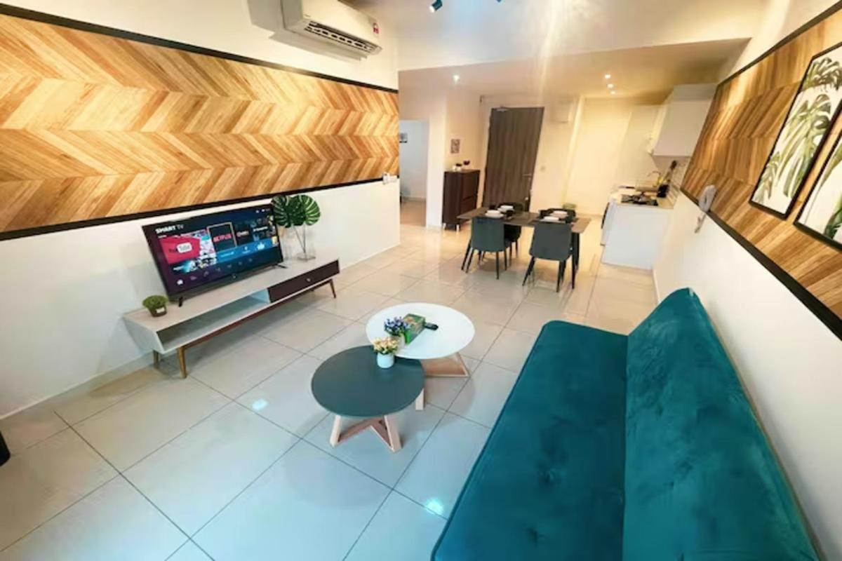 Continew Residence Cozy Suite by GUESTONIC
