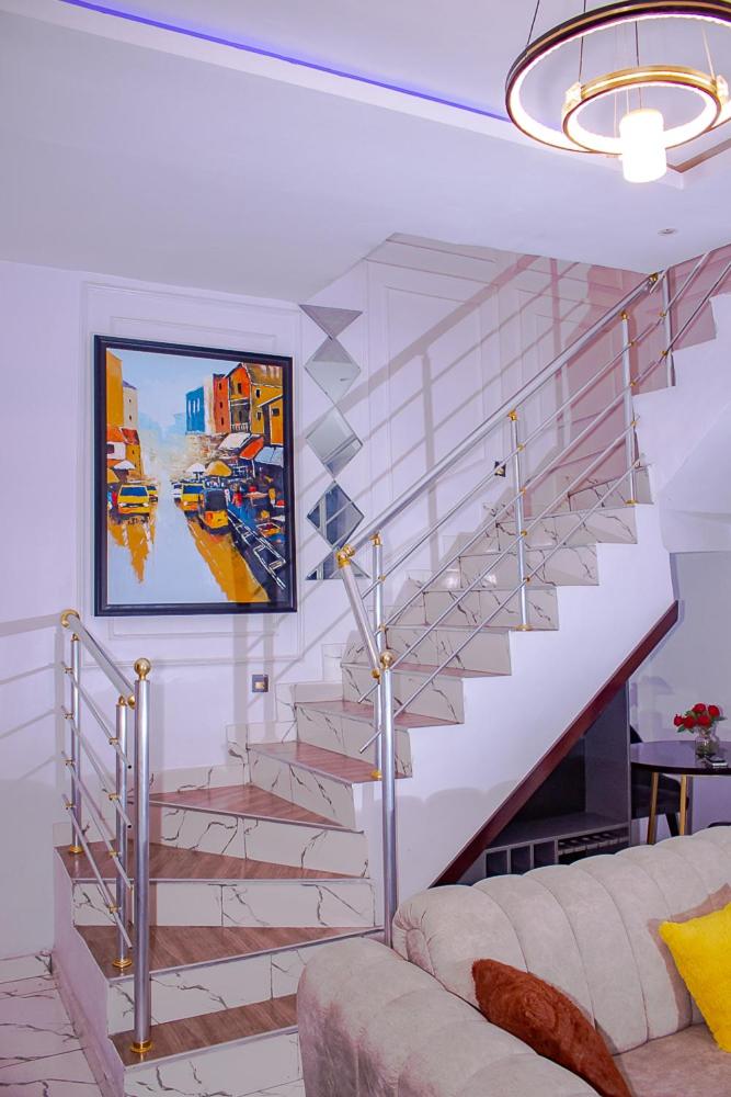 Furnished 4 bedroom duplex