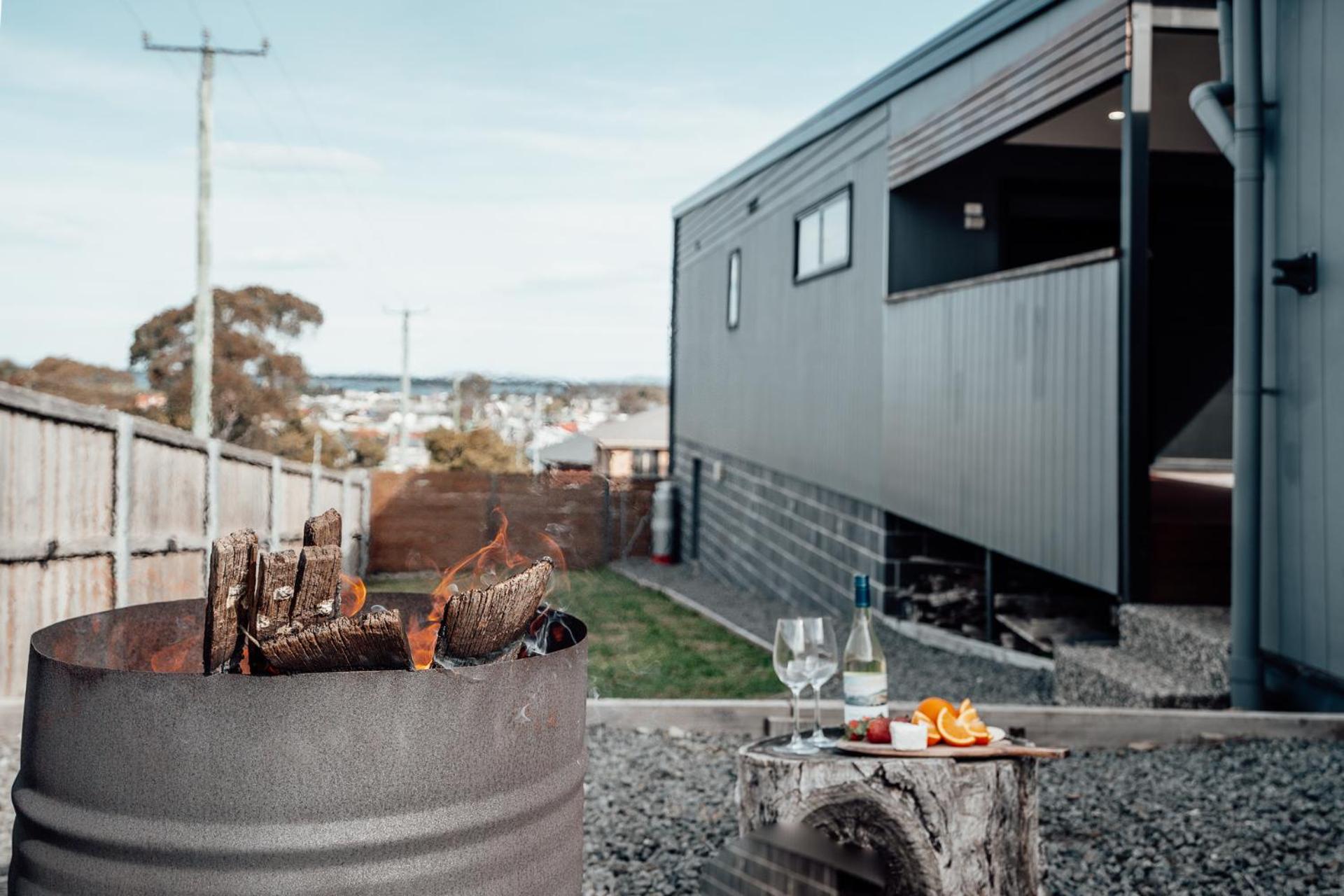 Hobart Luxury Family Home with Spa & Fire Pit, Sleeps 8