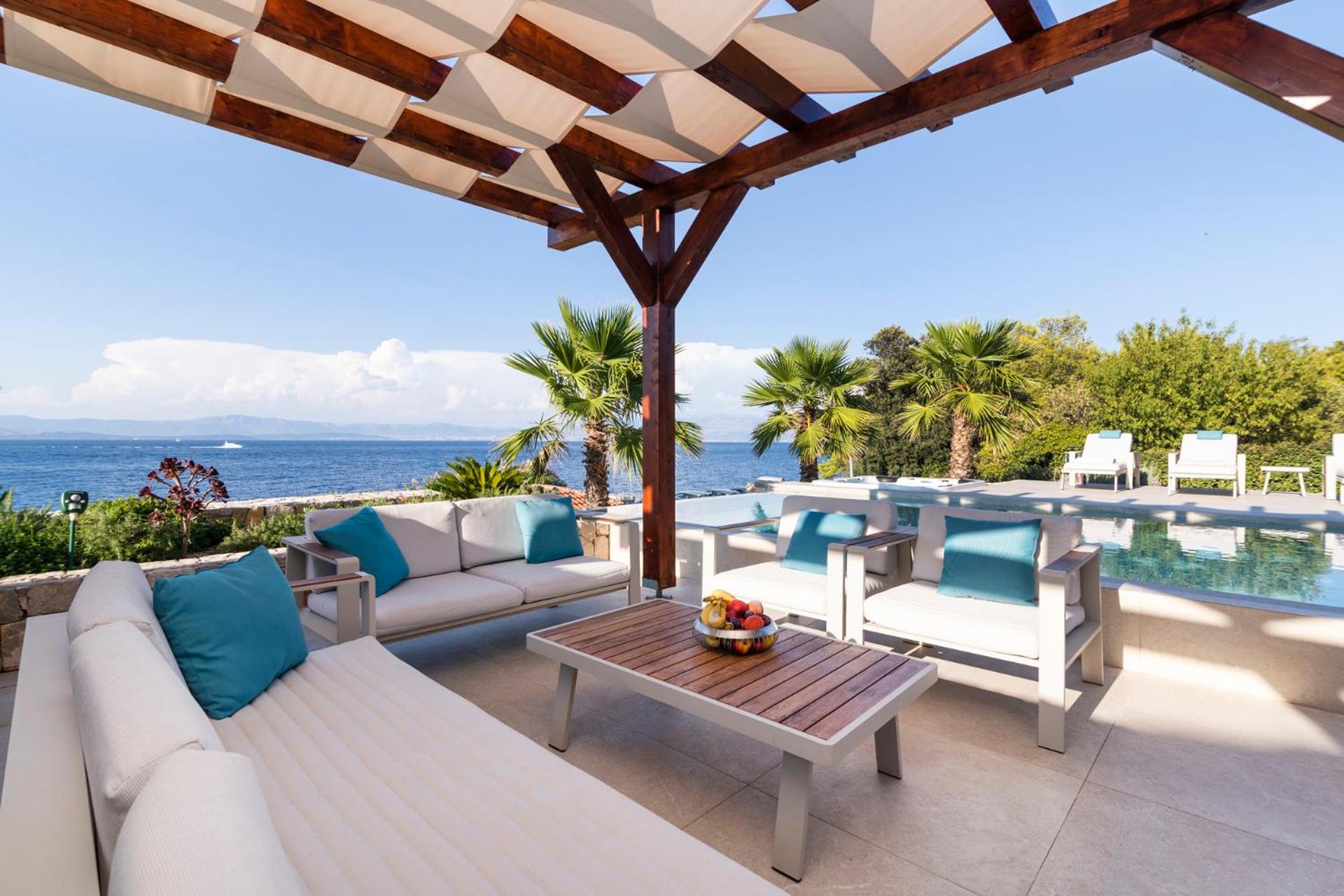 Villa Romana - Luxury Estate view 3