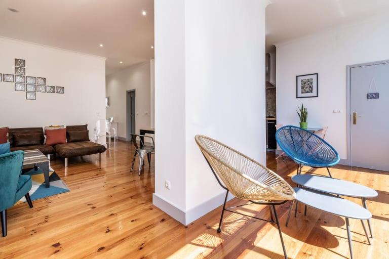 GuestReady - Industrial Chic in Anjos view 2