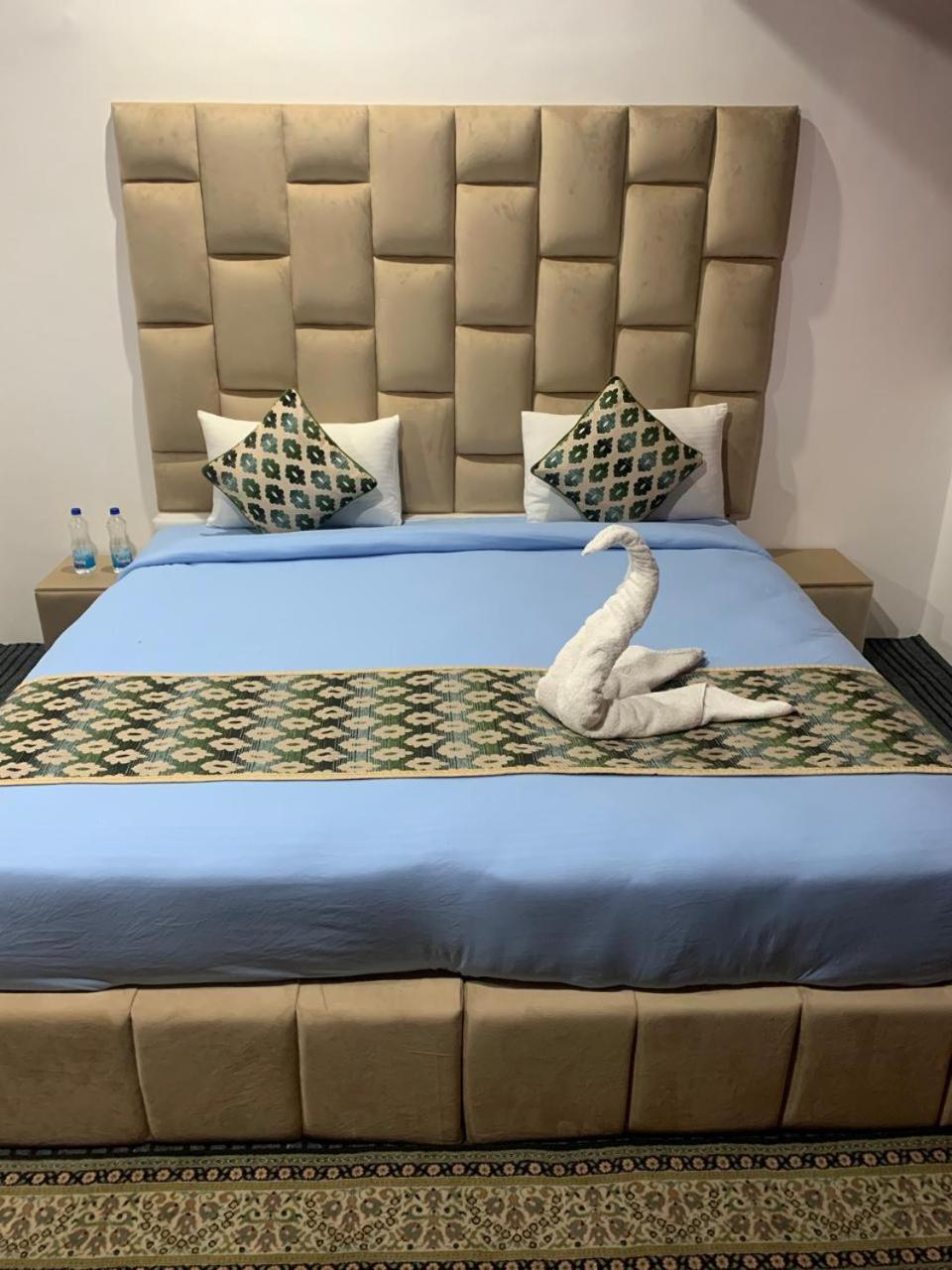 Mattoo Villa and Home Stay
