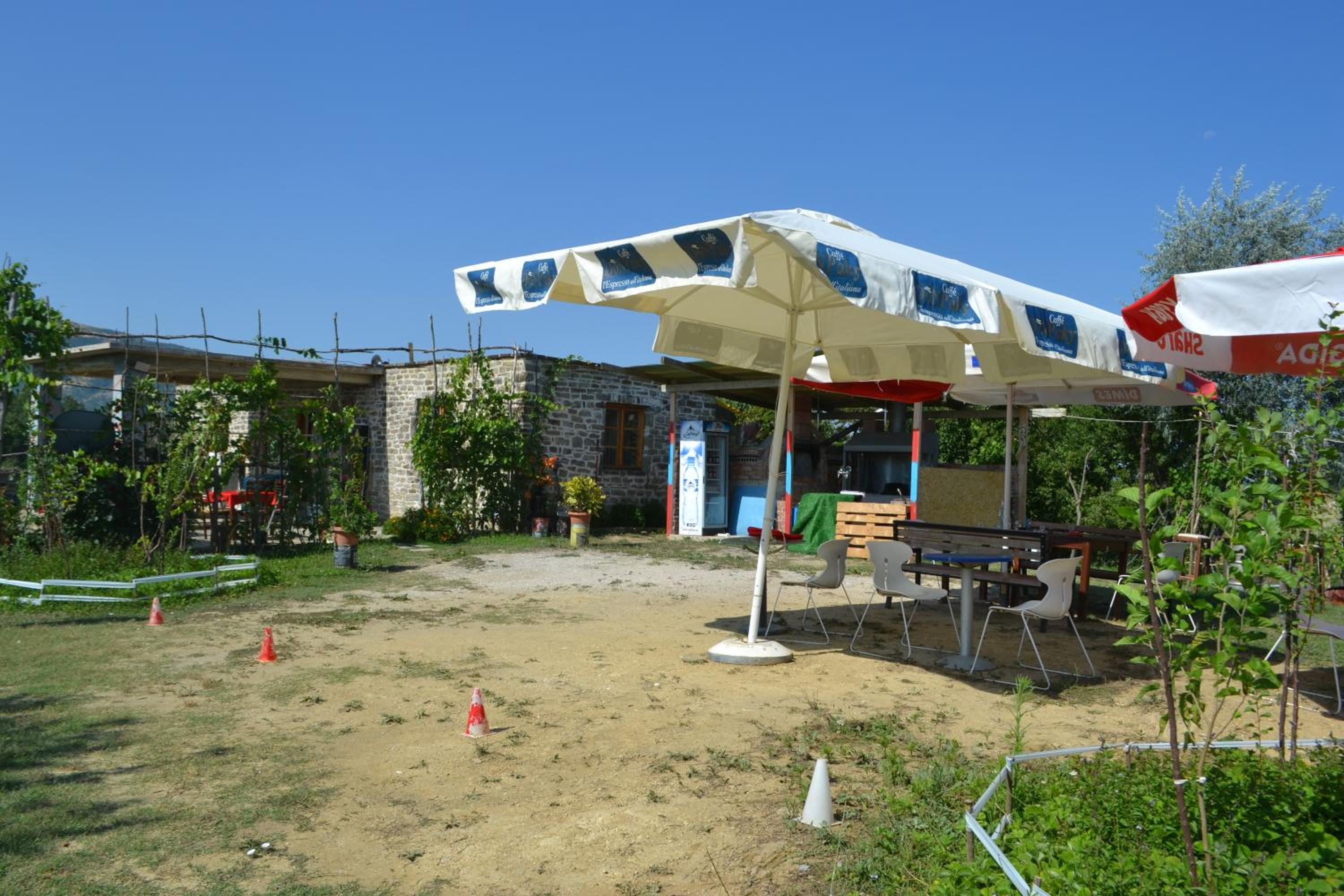Camping & Guest House Murataj