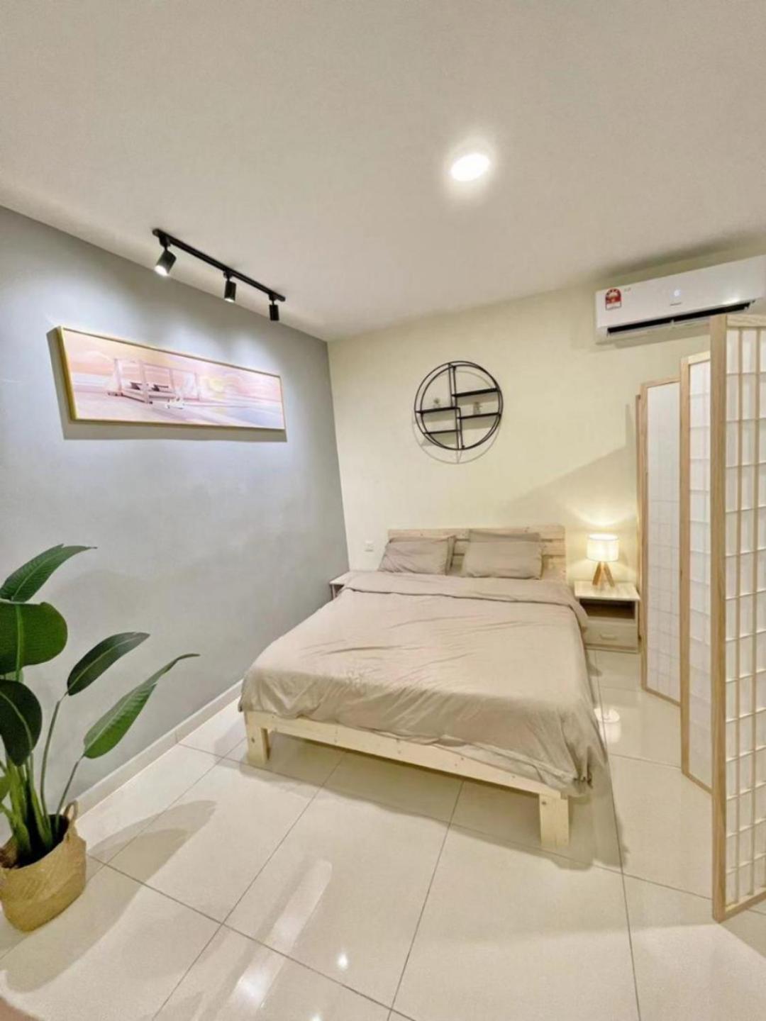 One Life Four Season Waterpark Guest House Manhattan Condominium photo 2