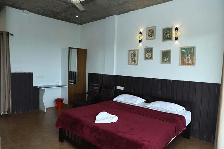 Photo 12