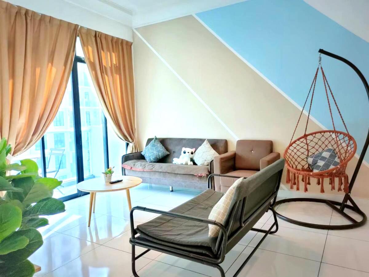 Beside Paradigm Mall shop & gathering 4BR