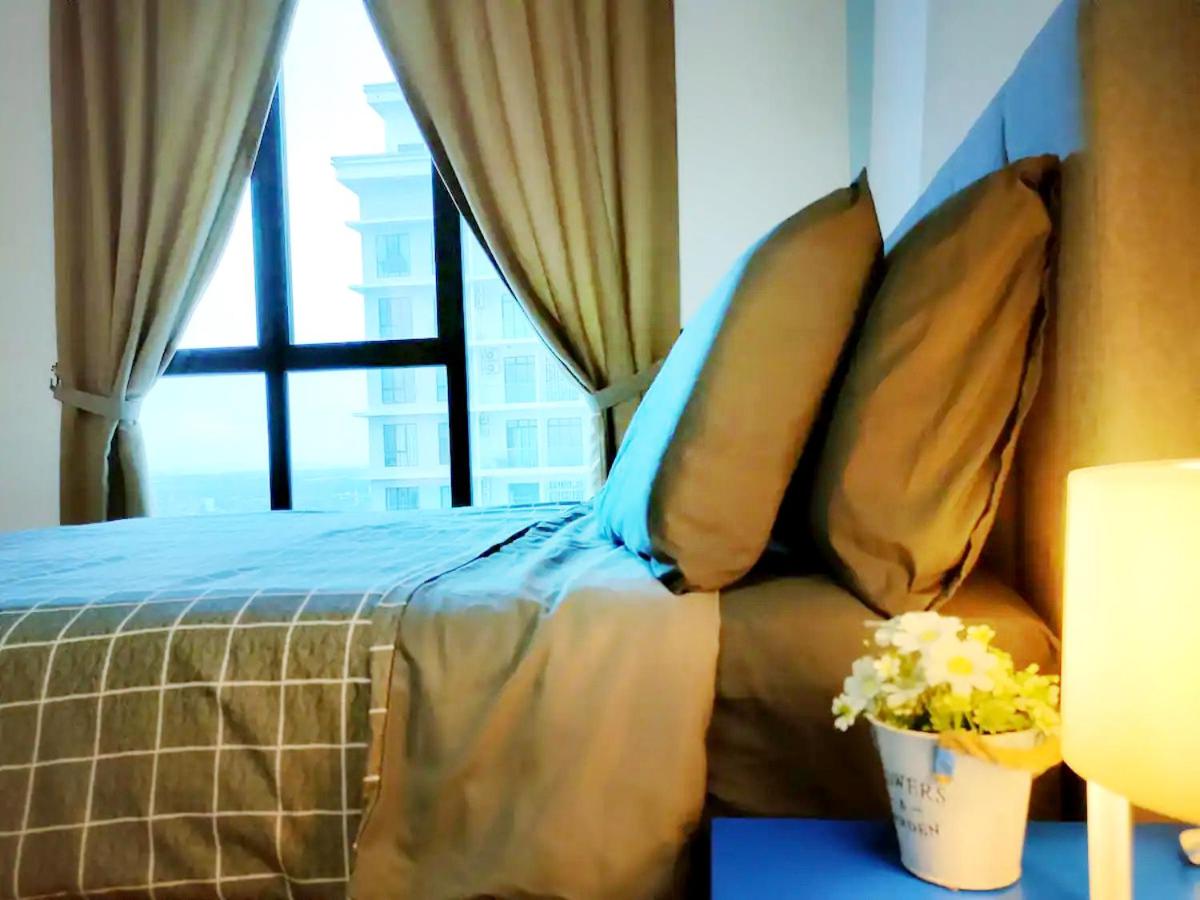 Beside Paradigm Mall shop & gathering 4BR