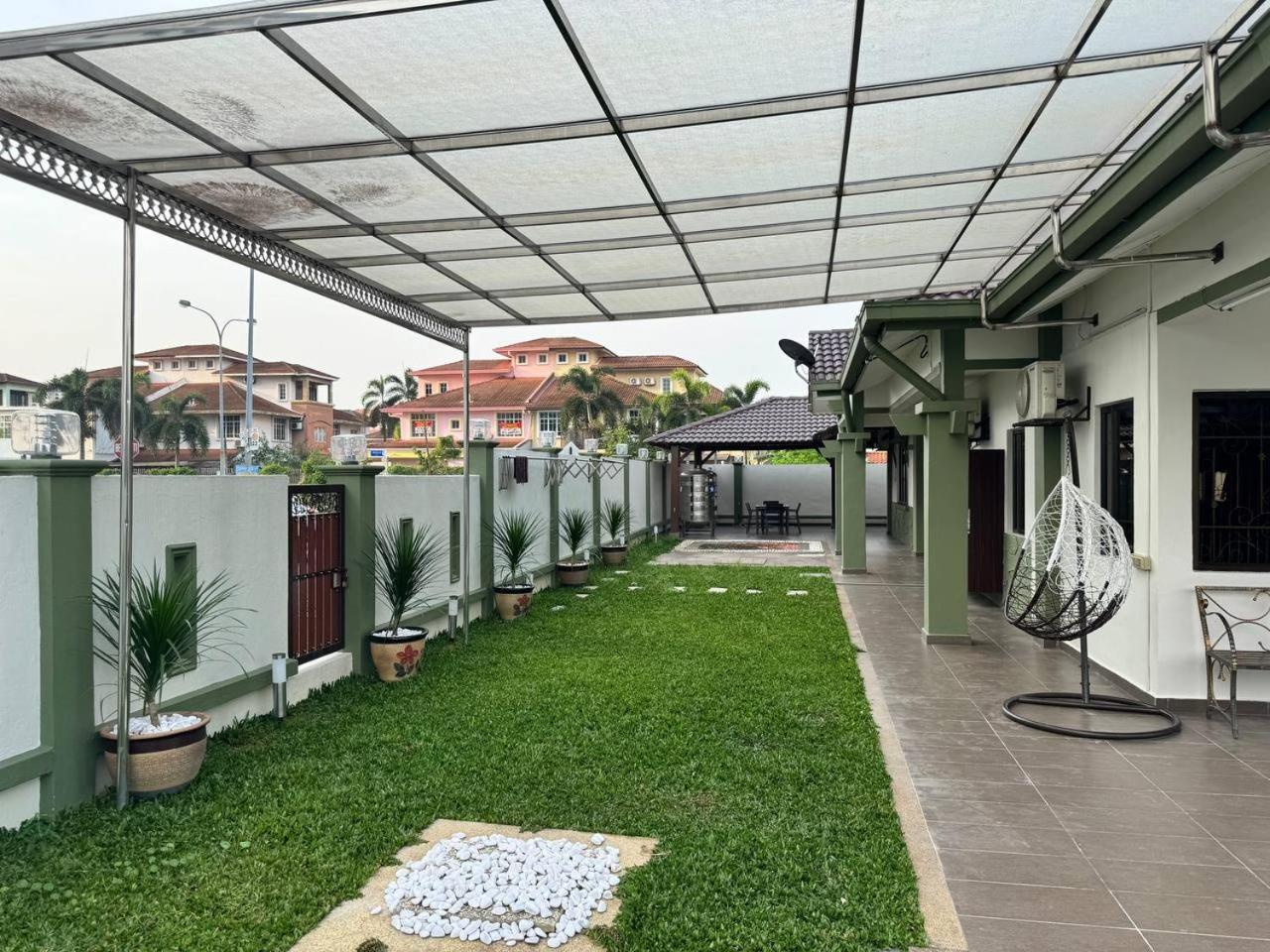 Green Villa Bukit Tinggi#event house#karaokeroom#swimmingpool view 3