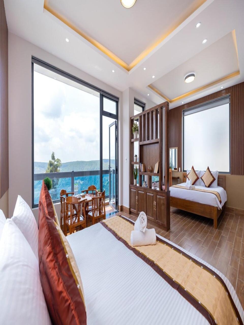 Villa 8 Phòng ngủ - Nội thất sang trọng - Trung tâm Đà Lạt view 3